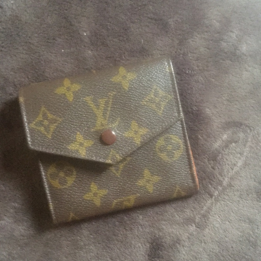 Lv Wallet - image 1
